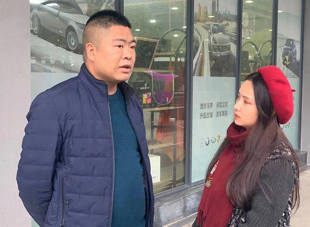 男子花50万买车回家,男子花50多万买福特车