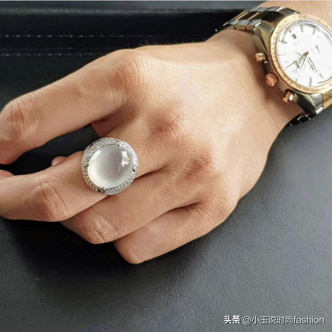 戒指戴在哪个手指上最合适,戒指的戴法和意义男女左右手