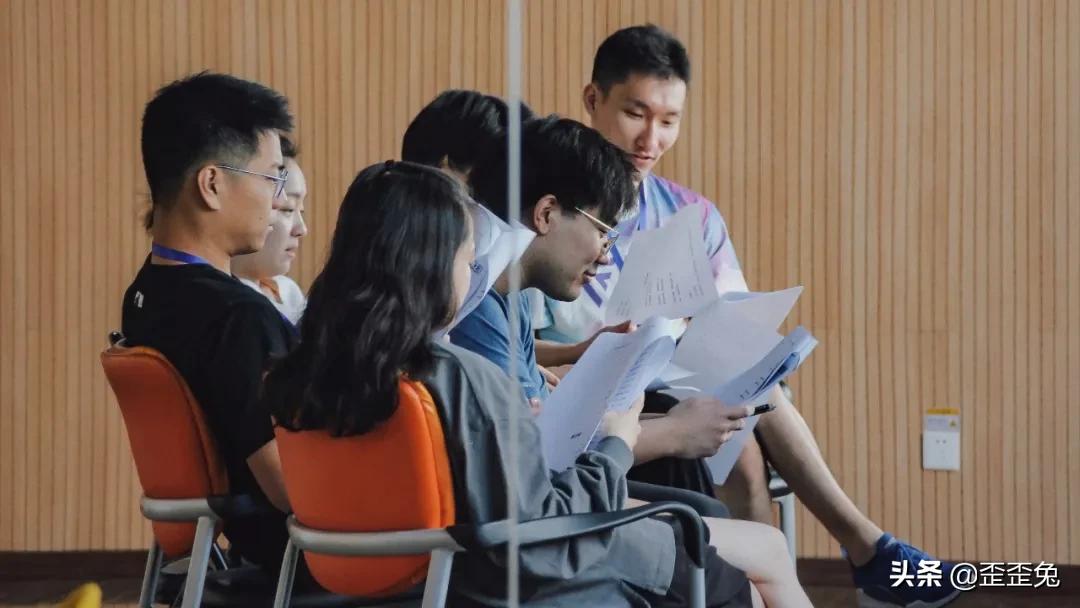 歪歪兔迷幻岛大冒险,歪歪兔儿童剧