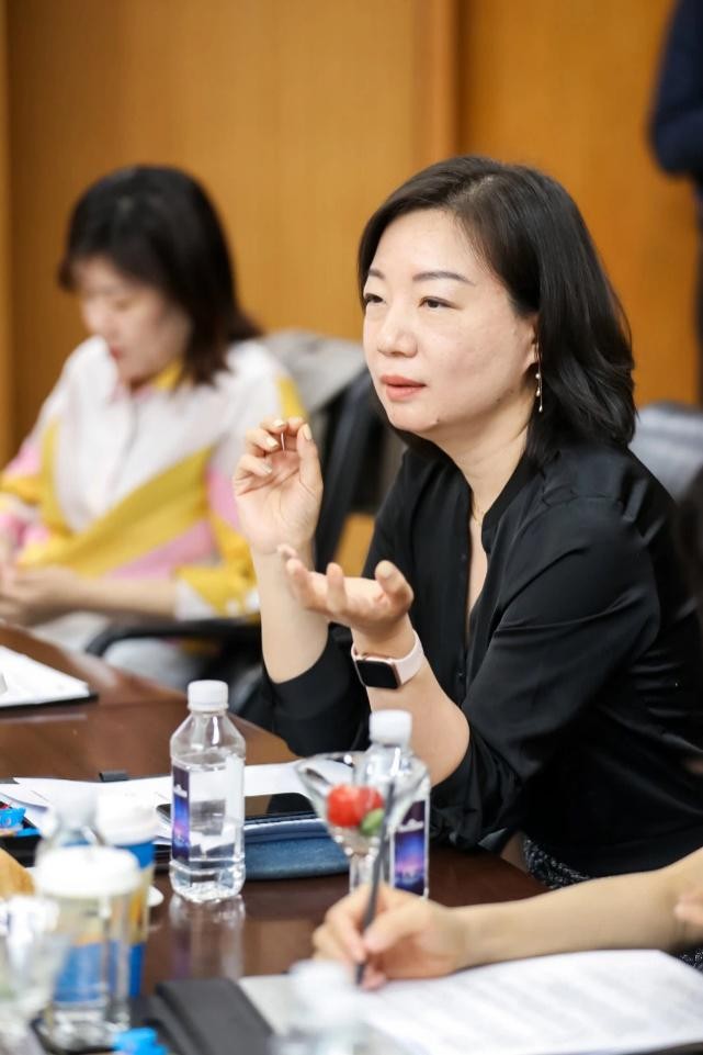 艾菲联合百度营销召开专委会开启2021AI营销赛道