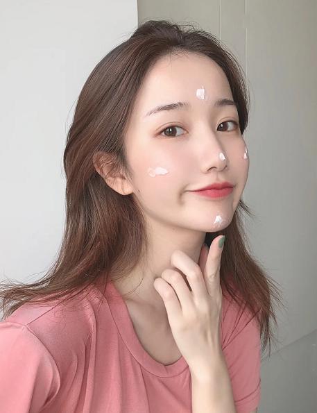 口碑最好十大保湿水科颜氏,公认补水效果最好的4款面霜