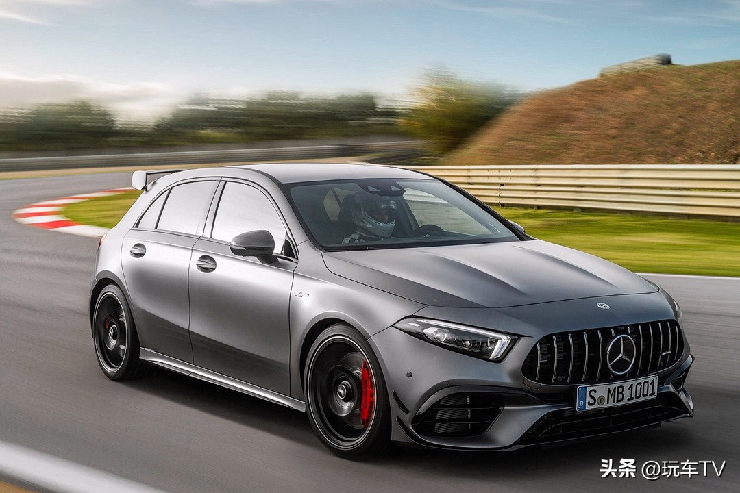 内燃机最后的疯狂！能横着走的AMGA45了解一下