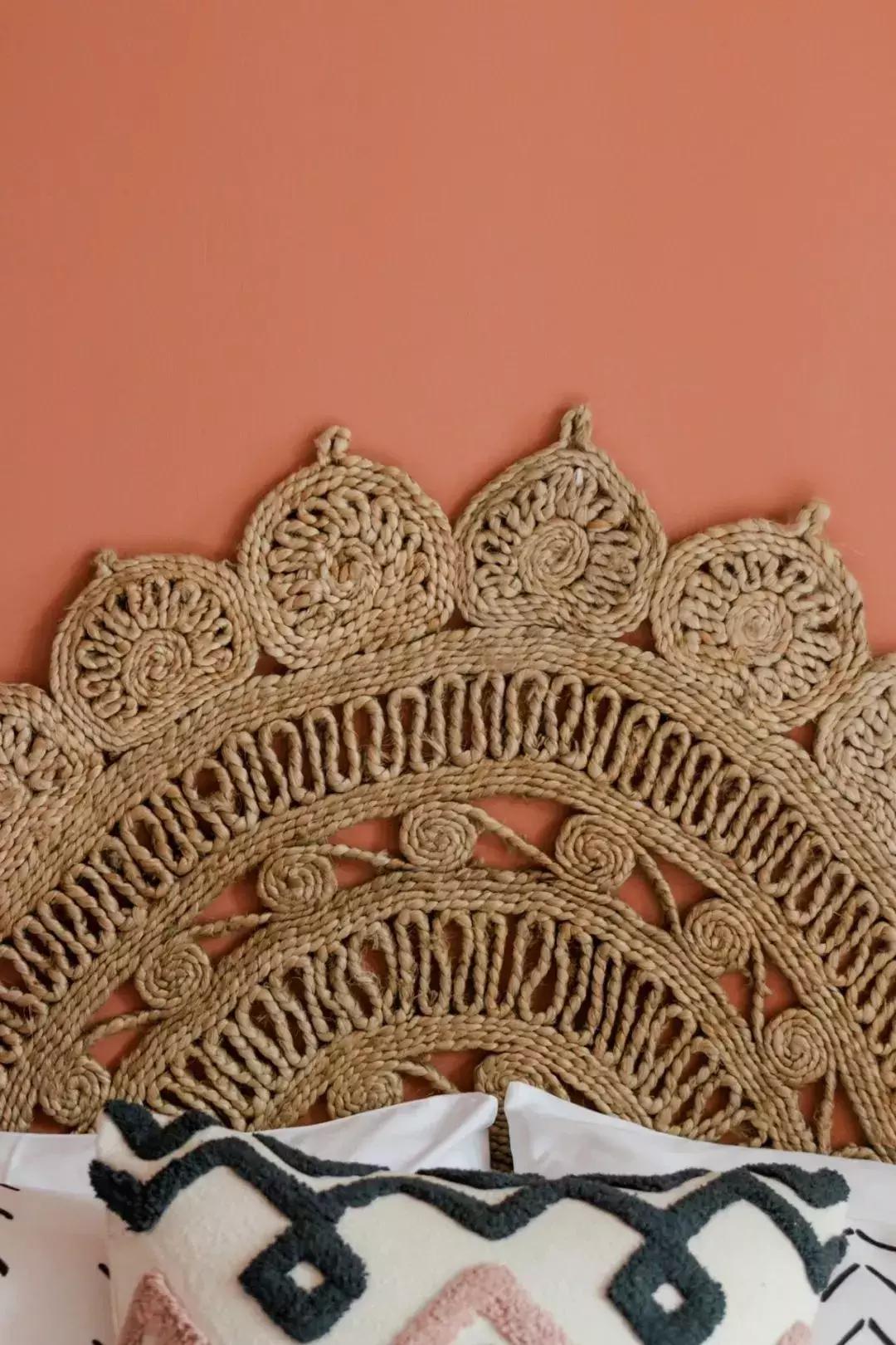 爆改上海25平三角形房,花10万改造45平小破房