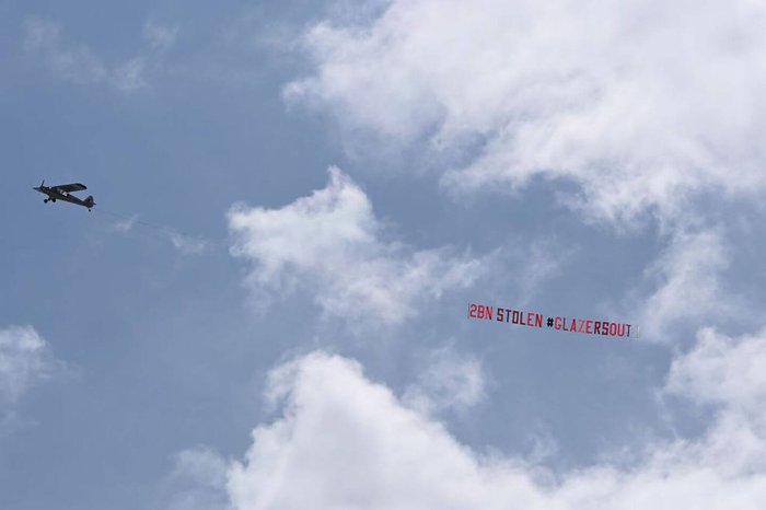 曼联被打脸的视频,曼联被打0比4