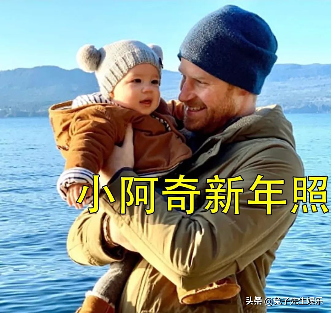 阿奇1岁照片大全,阿奇新照片