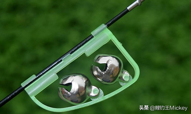 钓鱼自动刺鱼器,自动钓鱼神器怎么发明出来