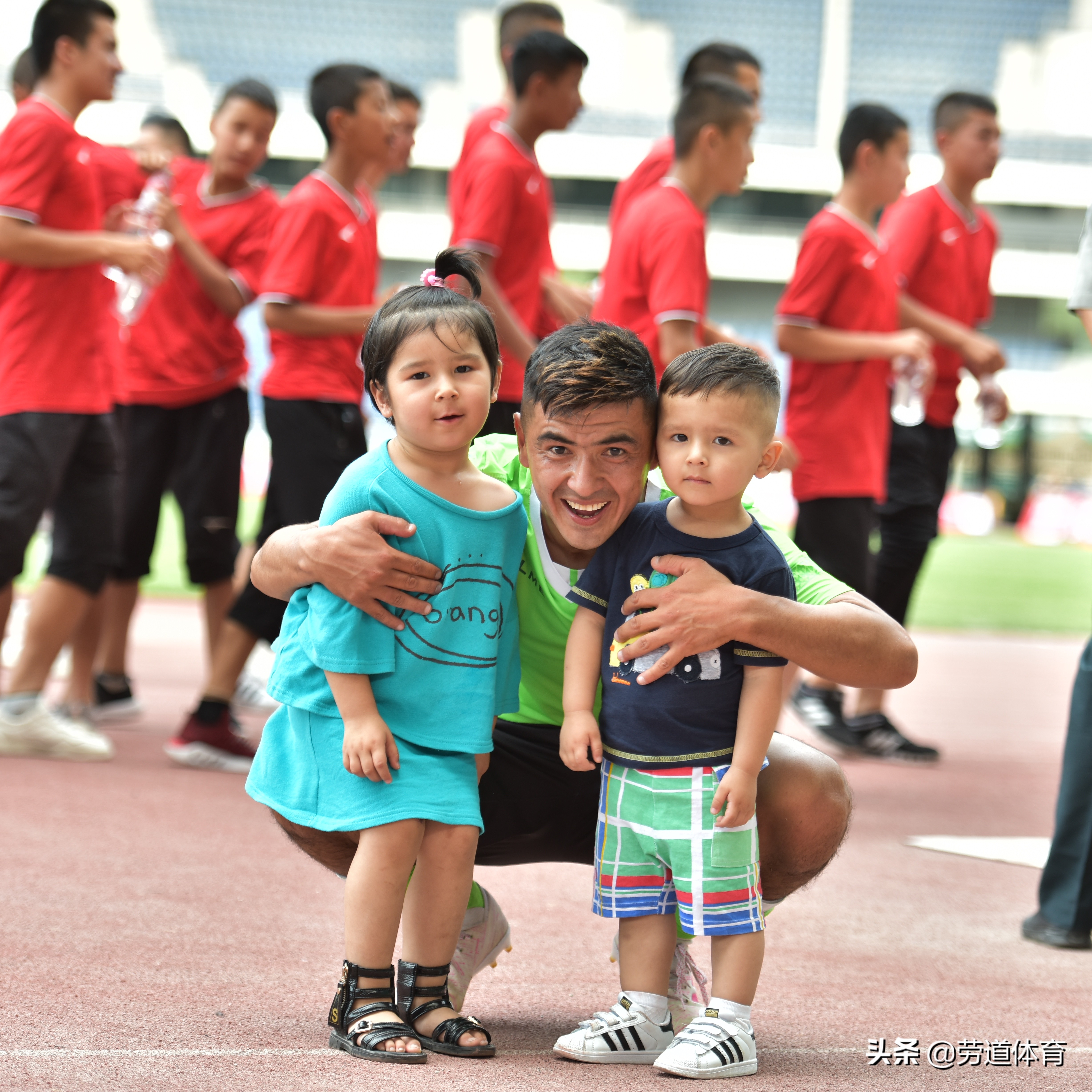 帮助雪豹绝杀石家庄永昌的努尔买买提，曾是*疆新**任意球小王子