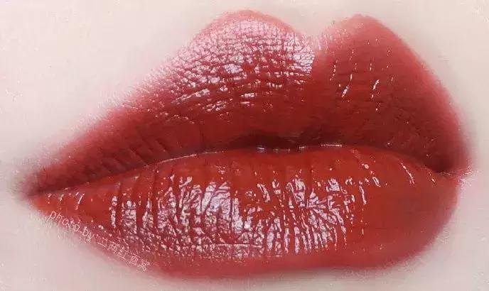大牌口红必买色红棕色,红棕色口红断货王