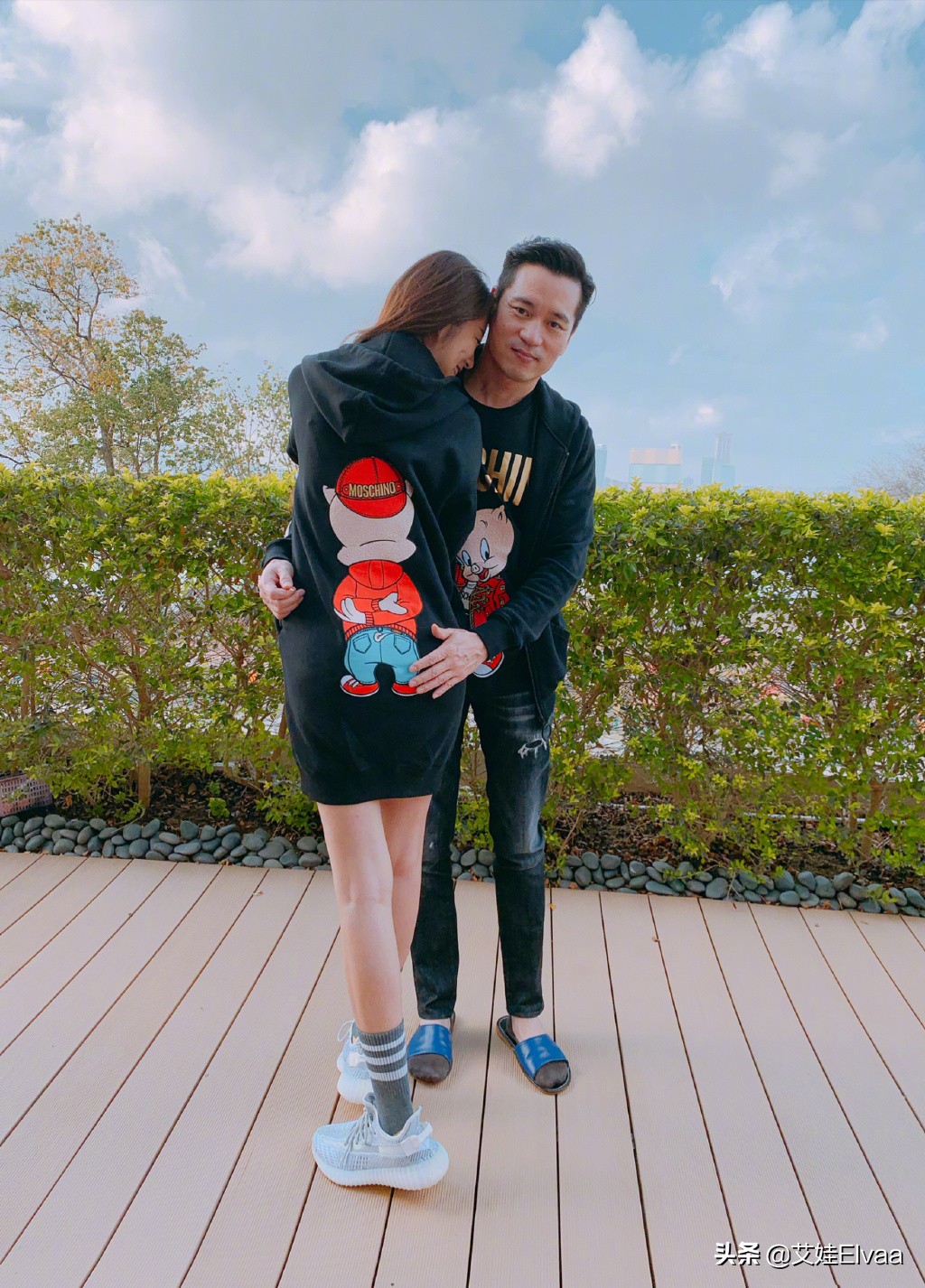 安以轩怀孕挺大肚,安以轩炫富日常