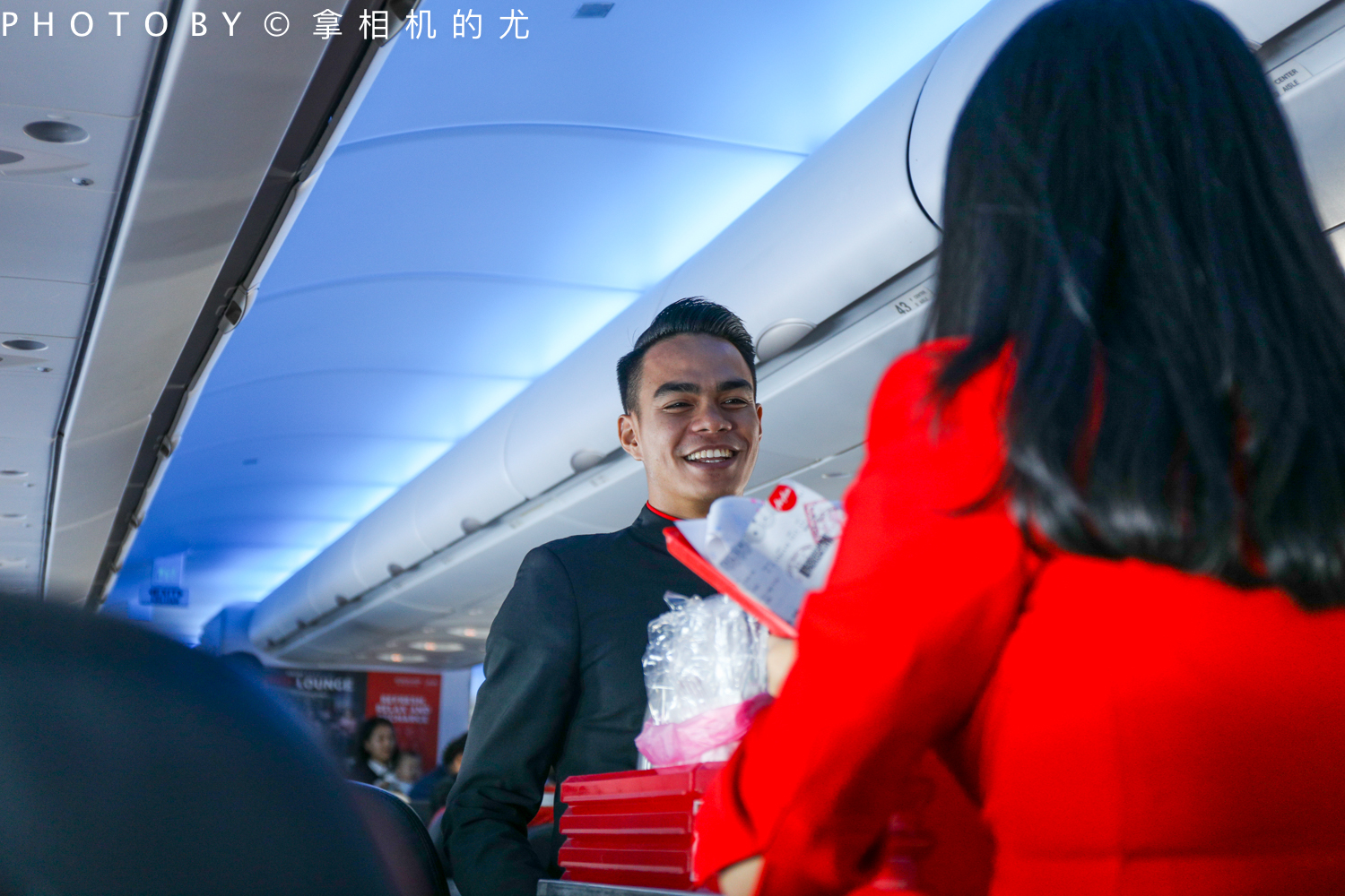 几百块机票飞香港,几百块钱飞机