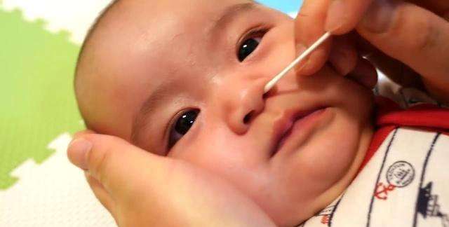 小宝宝这4个部位很脆弱，再脏也不能随意洗，妈妈可别太勤快了