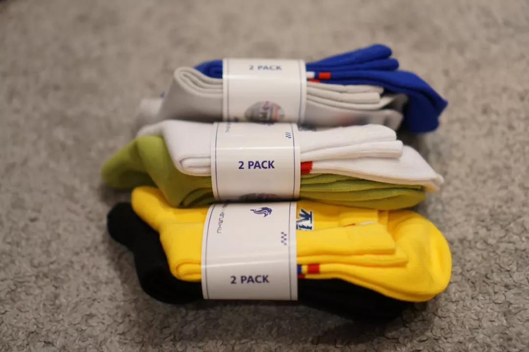 上海申花接地气鞋,上海申花足球袜