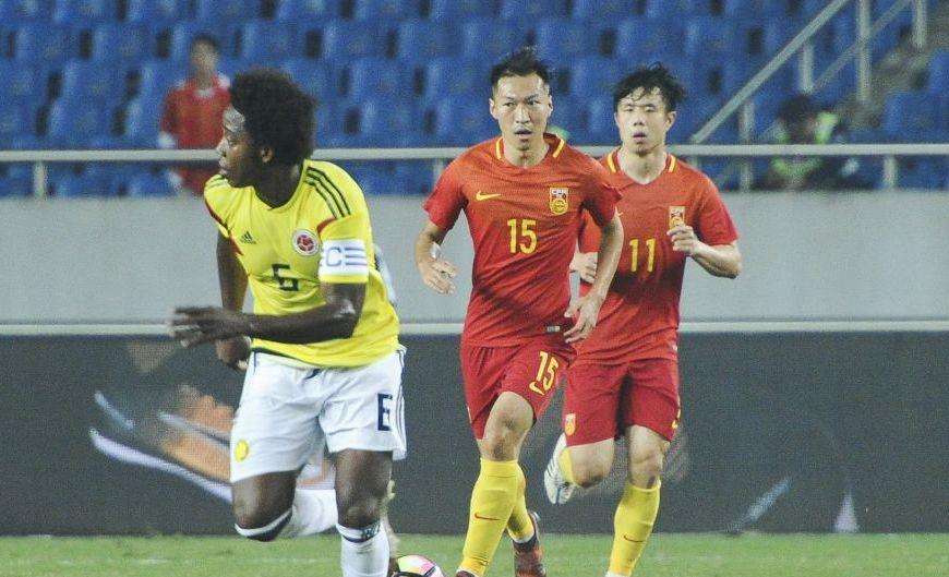 过了30岁竟然就成了罪过中国足球闹剧何时休？