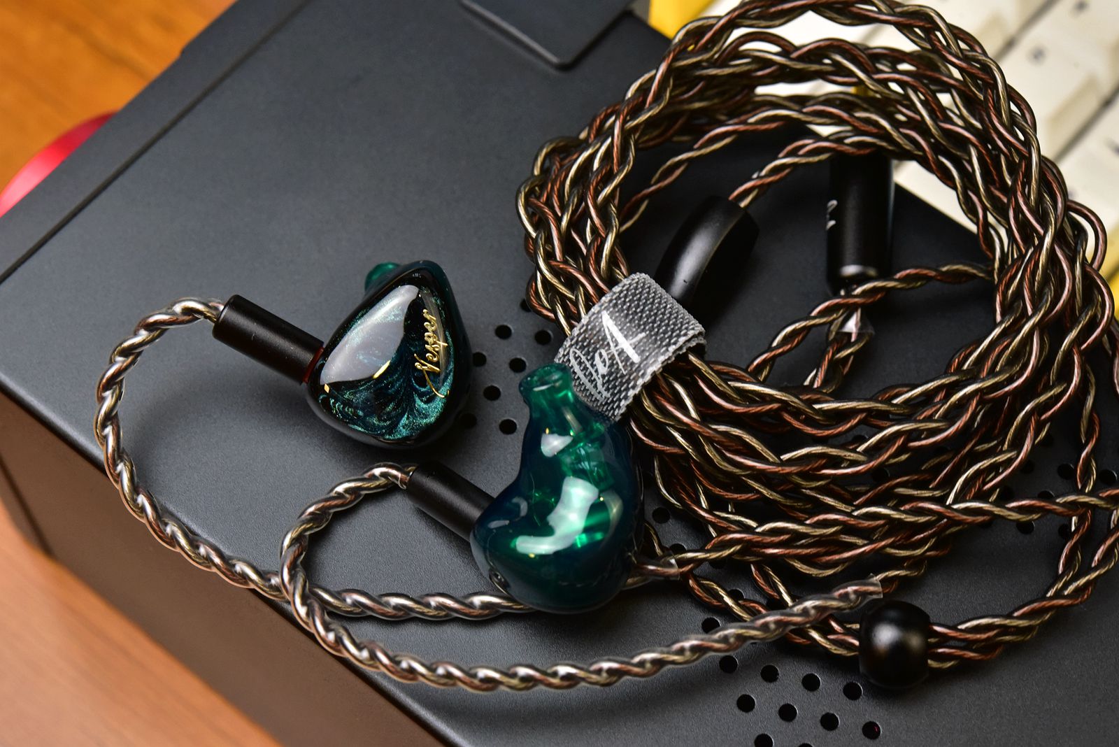 小众只是在国内不出名，在日本耳机圈它却是索尼般的存在