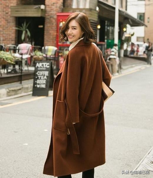 驼色这样搭配穿出天然的高级感,浅驼色怎样搭穿出高级感
