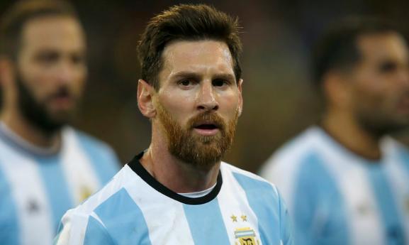 阿根廷最伟大的十大足球运动员,阿根廷足球运动员排行榜