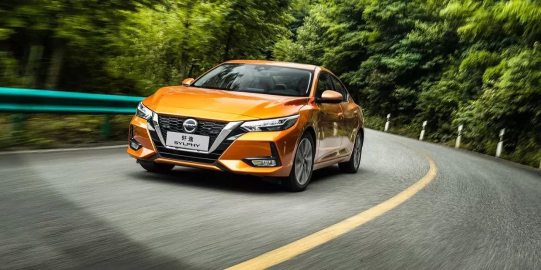 卡罗拉驾驶室漏水怎么回事,新车卡罗拉顶棚漏水解决方法