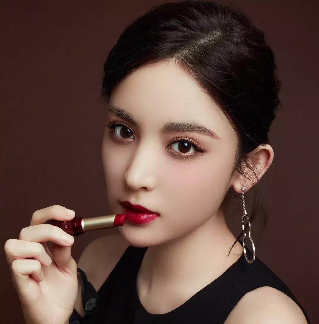 阿玛尼405兰蔻196唇釉,阿玛尼405兰蔻196有什么区别