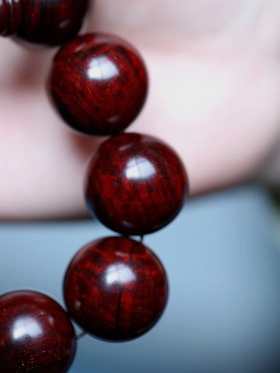 小叶紫檀有点开裂怎么办,小叶紫檀开裂用紫光灯可以看出吗