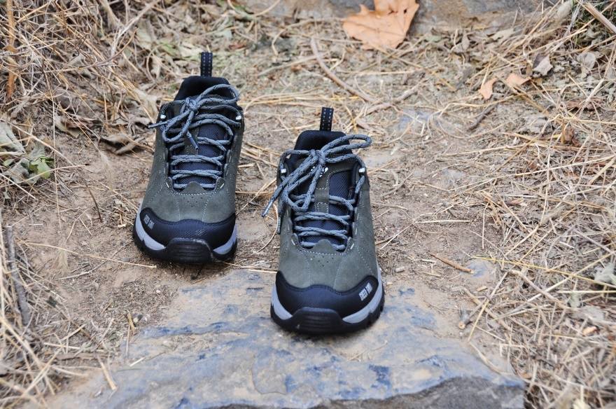 senselead跟绿巨人是一个牌子吗,绿巨人徒步鞋测评