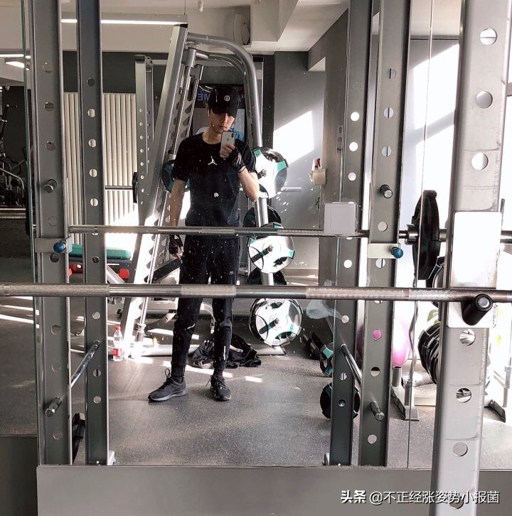 肖战背后的真实感受,肖战背后的辛酸谁人知