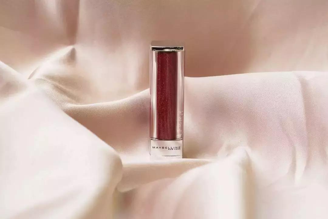 换一种口红就有不同的时尚风格，这元宵节给女神的礼物！