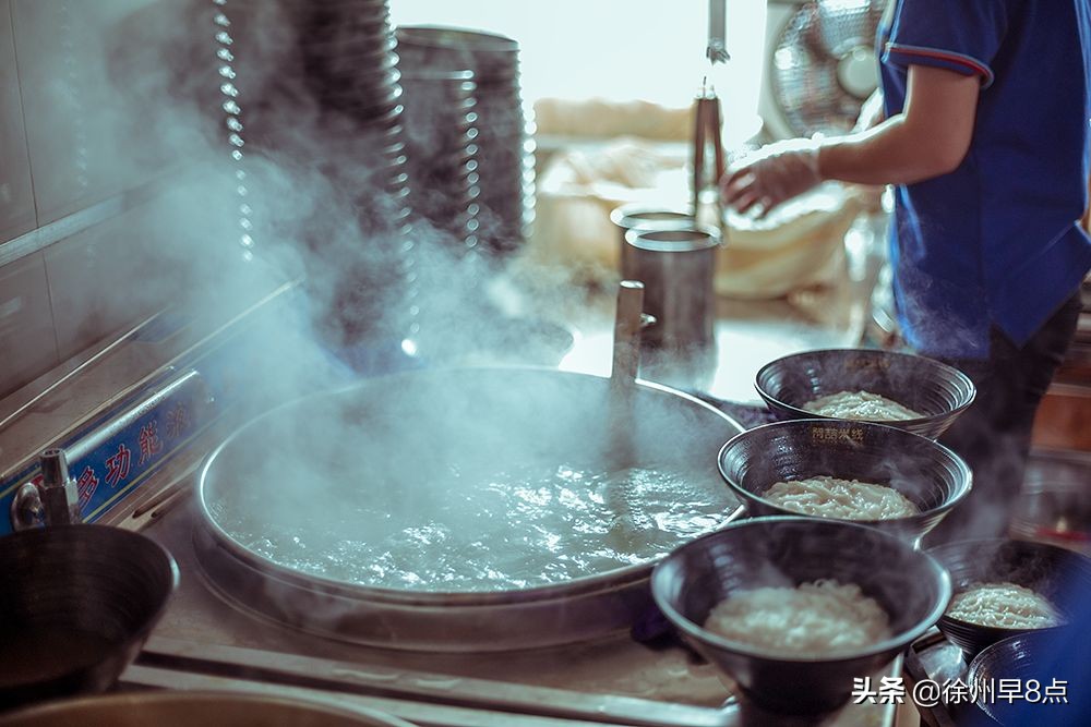 西贝为什么会跟风海底捞涨价,西贝海底捞10元店