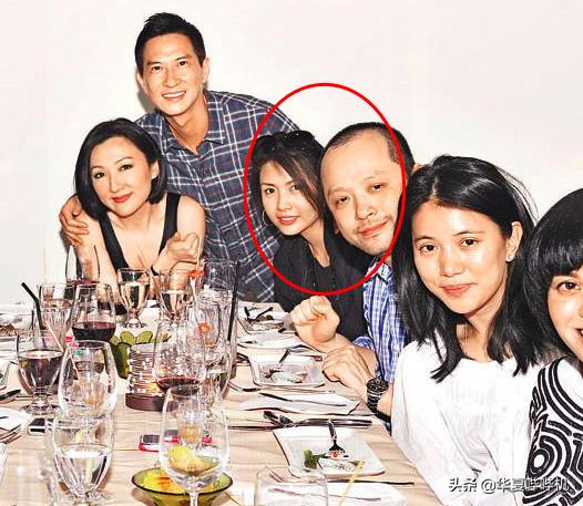 腼腆富豪追求女生,低调富豪与拜金女相亲视频