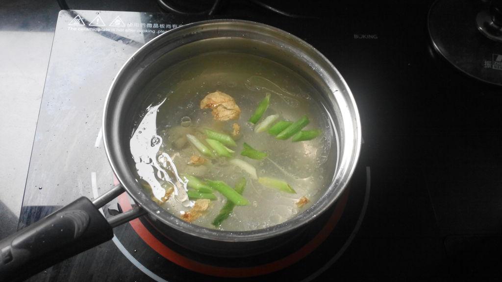 手工挂面怎么下好吃又简单,蔬菜挂面营养