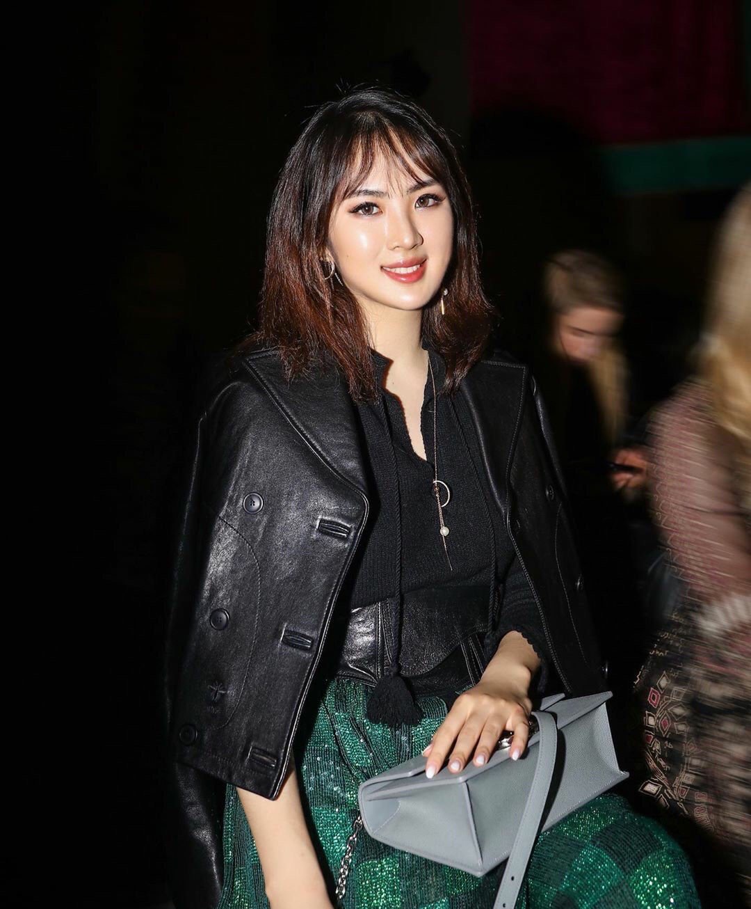 华为千金大小姐,华为二千金高调现身衣品不输杨幂