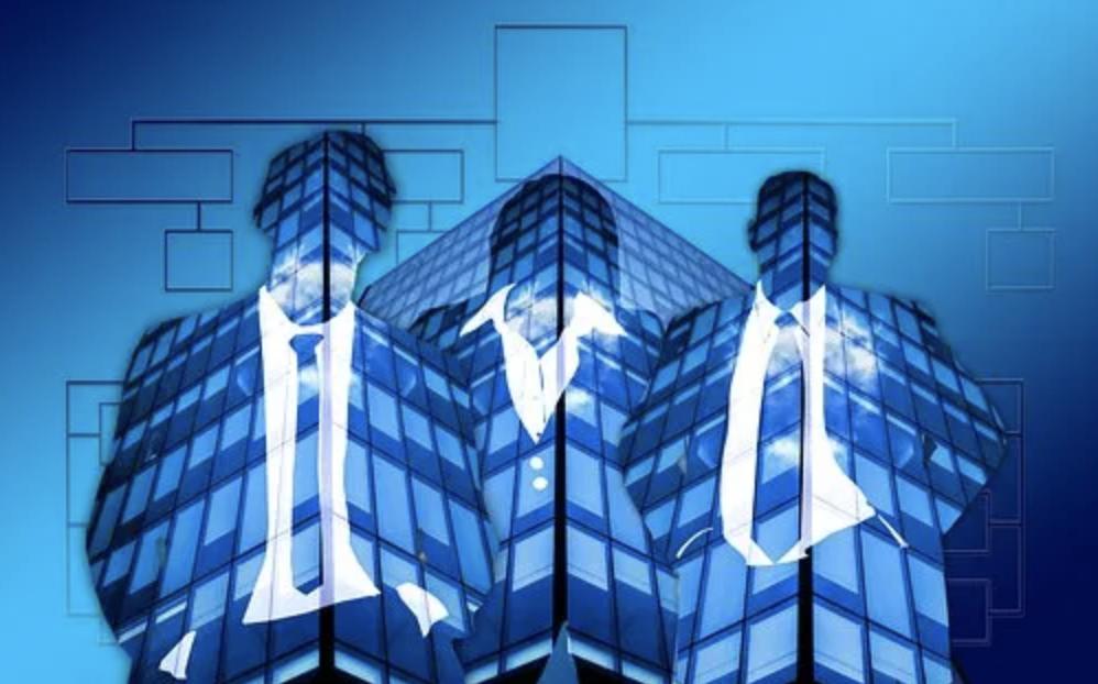 创业4个月生意不好还要坚持吗,创业初期工资管理办法