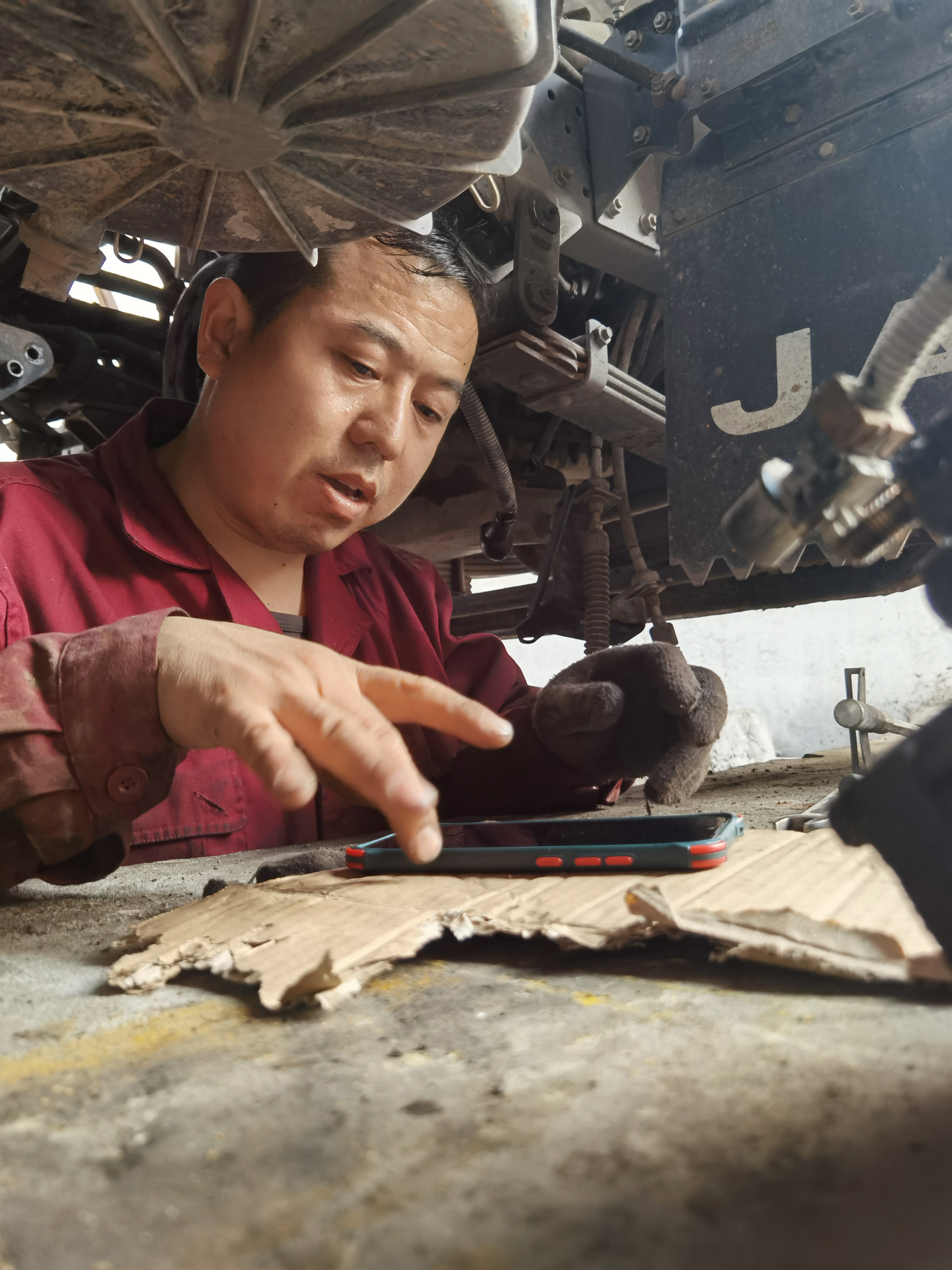 起动机维修保养教程汽配人,老款起动机保养教程详情