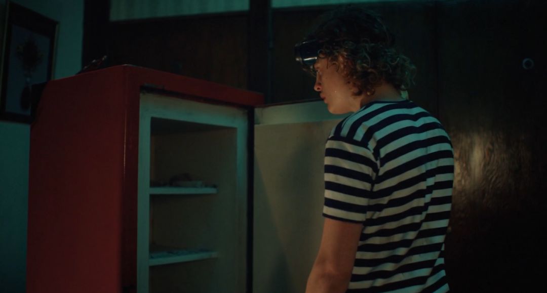 *欲情**疯狂、*社会反**，他美得像梦露却杀人无数