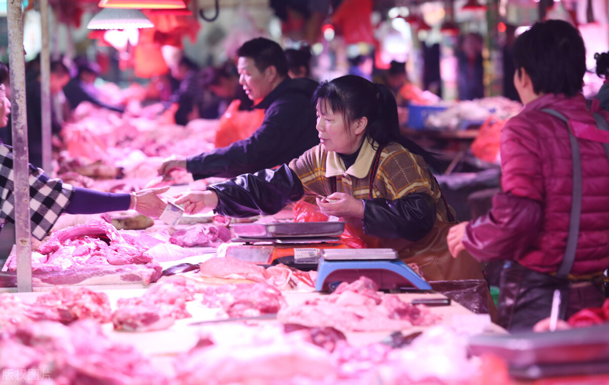 冬天为什么穿大衣,为啥冬天穿皮衣人少了