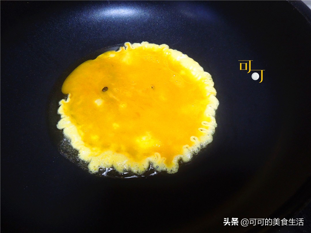 年糕鸡蛋的做法视频,一根年糕用菜怎么炒