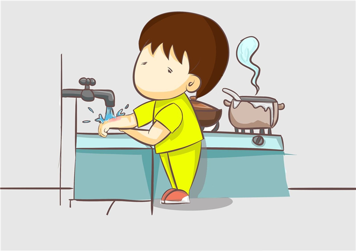 宝宝烫伤后的黄金两秒,宝宝烫伤谨记五步急救法