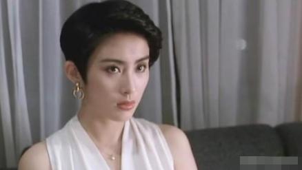 55岁张敏罕见晒照,张敏素颜