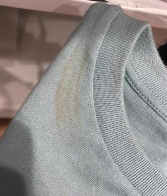 优衣库试衣间再爆丑闻看法,网红在优衣库试衣间