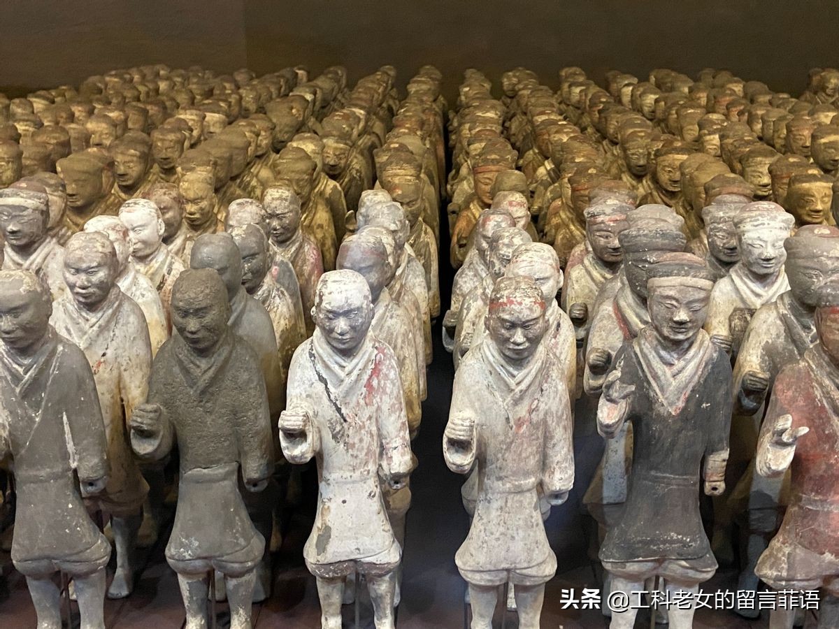 咸阳西汉兵马俑,陕西历史博物馆彩绘胡人骑驼俑