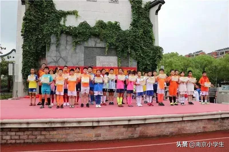 第十届锦江杯中小学足球联赛,市青少年足球联赛落幕