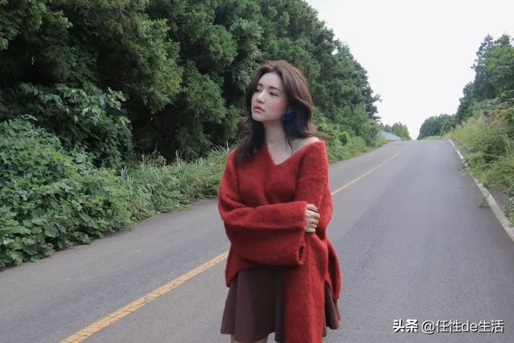 韩国女明星穿的衣服曝光,韩国女明星的衣服都是从哪里买的