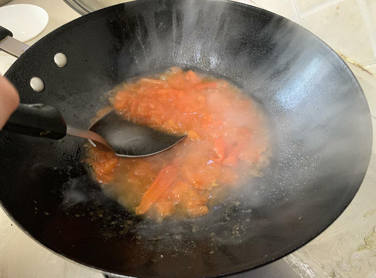 炖完牛肉的汤煮面,炖完牛肉的砂锅去异味