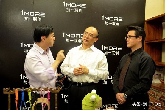 1more有线万魔蓝牙耳机,1more万魔高清降噪圈铁耳机lightning