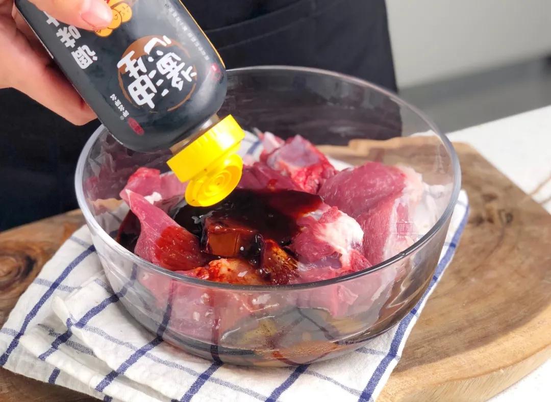 猪身上哪个部位的肉炒着最好吃,猪身上的肉都适合做什么菜