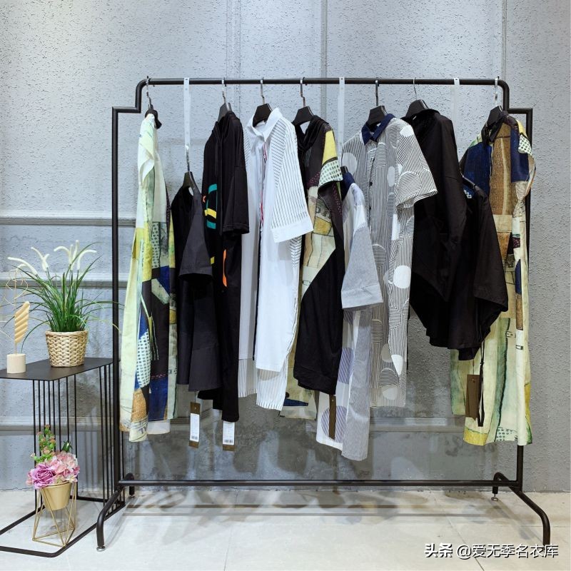 武汉女装服装批发货源,深圳女装批发货源哪里好又便宜