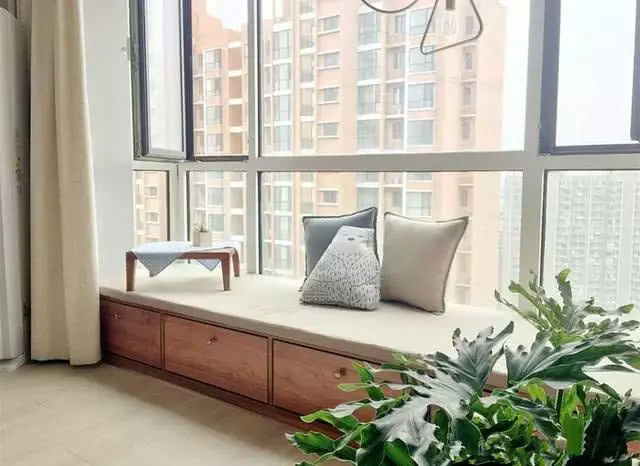 飘窗柜子设计最新效果图,飘窗柜子的最新设计