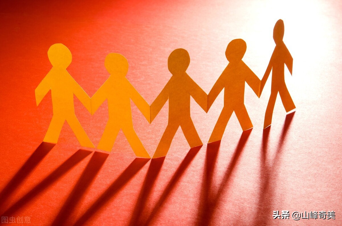 每天赞美一个人,怎样赞美一个人懂得生活