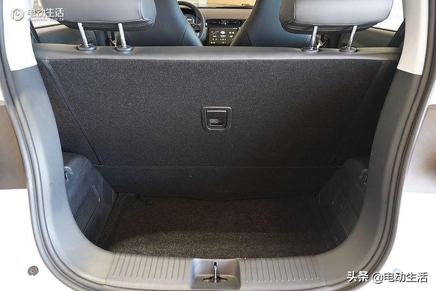 零跑t03历史低价,零跑t03官方权益