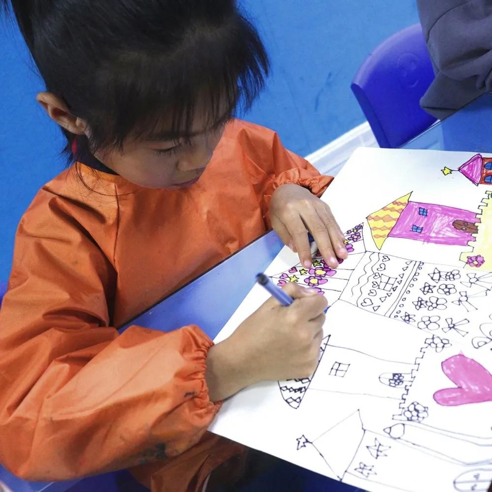 东方童画美术培训学校周村店,东方童画少儿美术淄博印象汇店