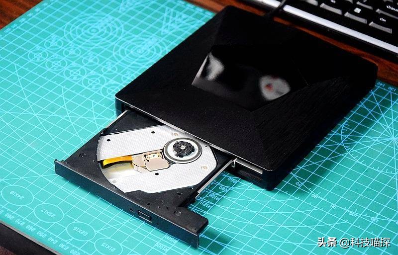 外置光驱读写,哪个外置光驱读盘性能最好